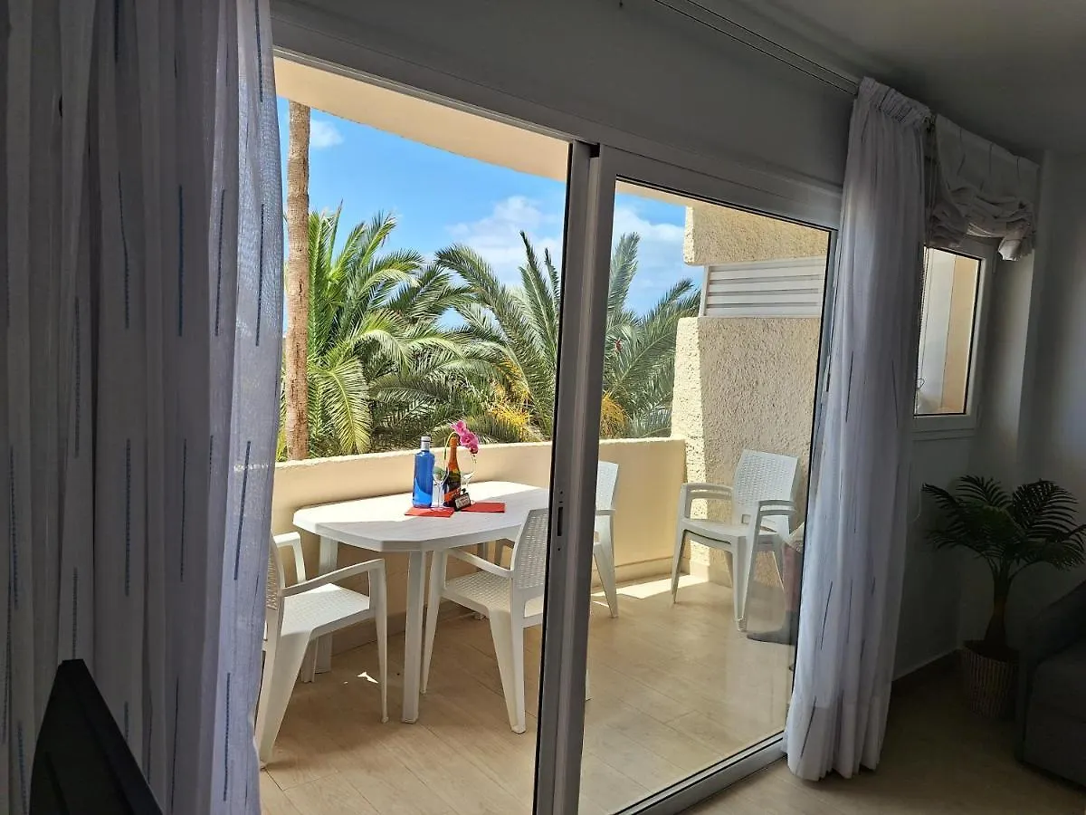 White And Quiet! Modern Apartment In San Agustin San Bartolomé Espanha
