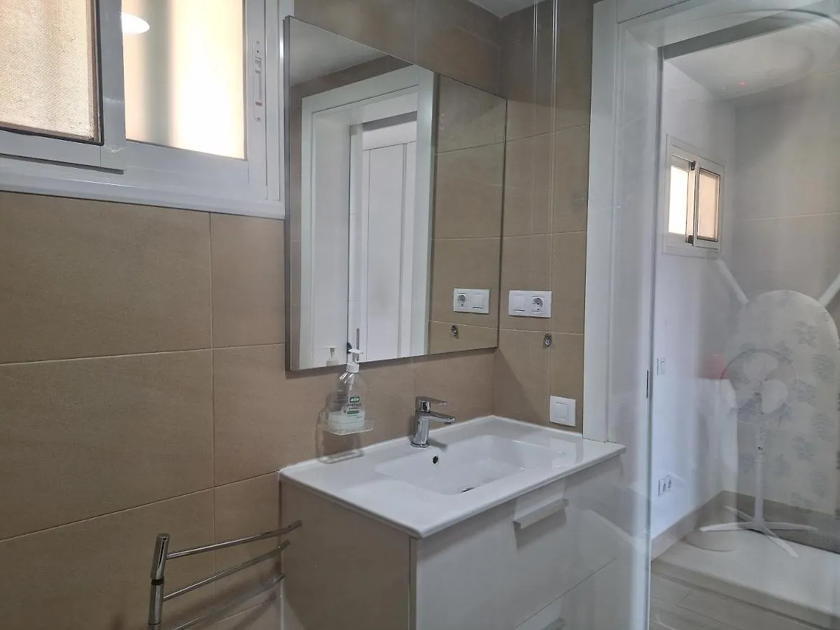 White And Quiet! Modern Apartment In San Agustin San Bartolomé